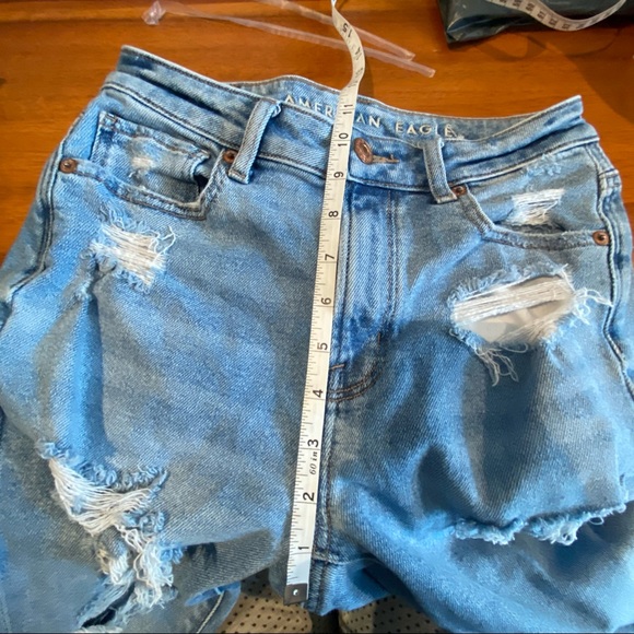 American Eagle Light Wash Distressed Mom Jean - Picture 10 of 11